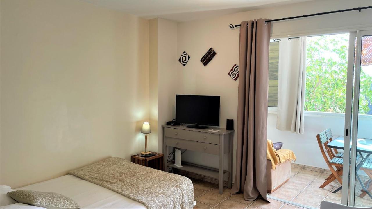 Ferienwohnung Grand Studio Lumineux - Saint Gilles Les Bains Exterior foto